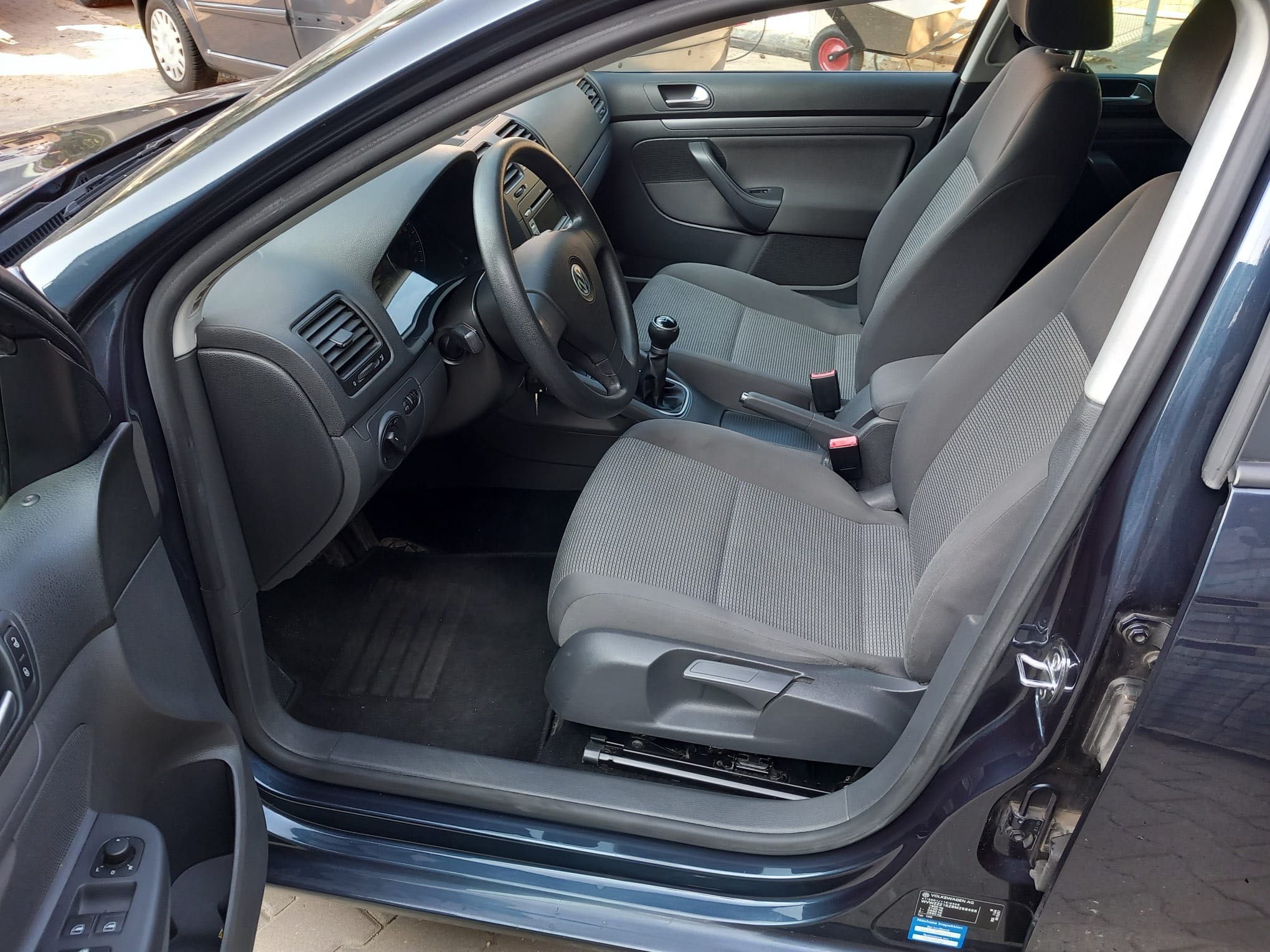 Volkswagen Golf V 1.6 MPI • 2008 r. • 181 tys. km
