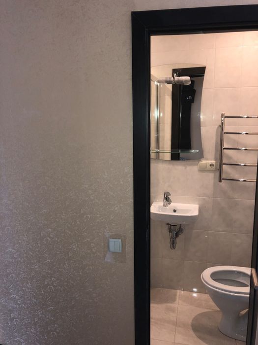 Київ Дарницький 1 кімнатна з газом та ремонтом