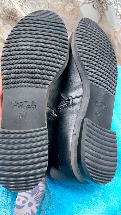 Продам сапоги зима ,нові .