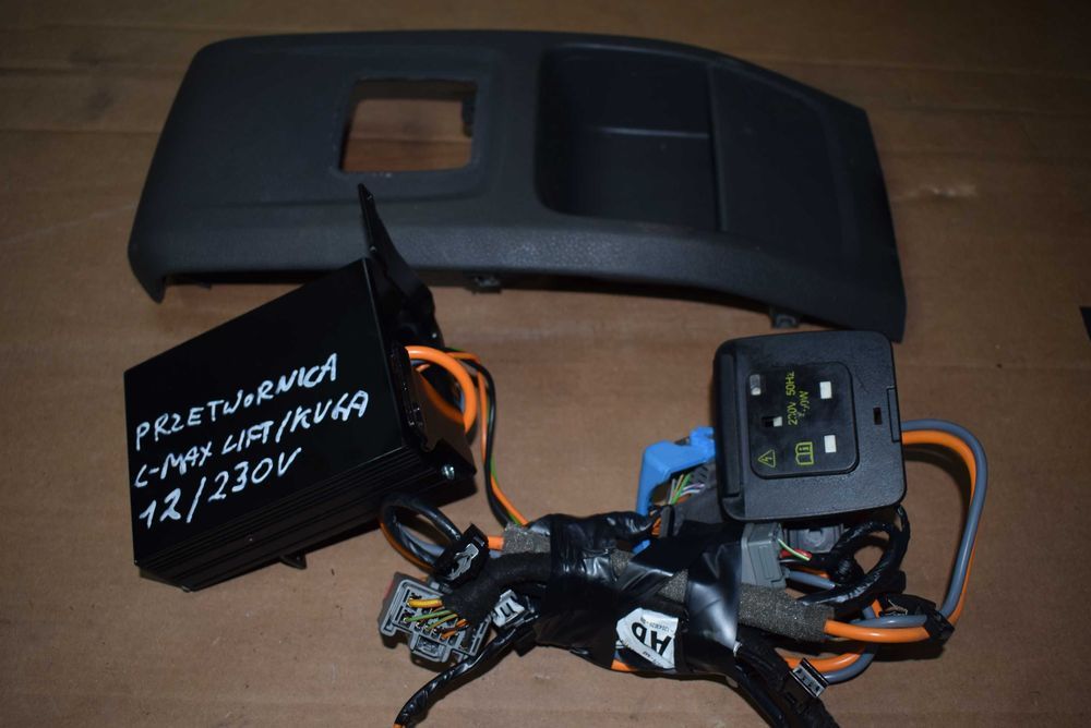 Przetwornica napięcia Ford C-max Kuga mk1 z 12v na 230v