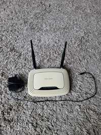 Router TP Link WR841N