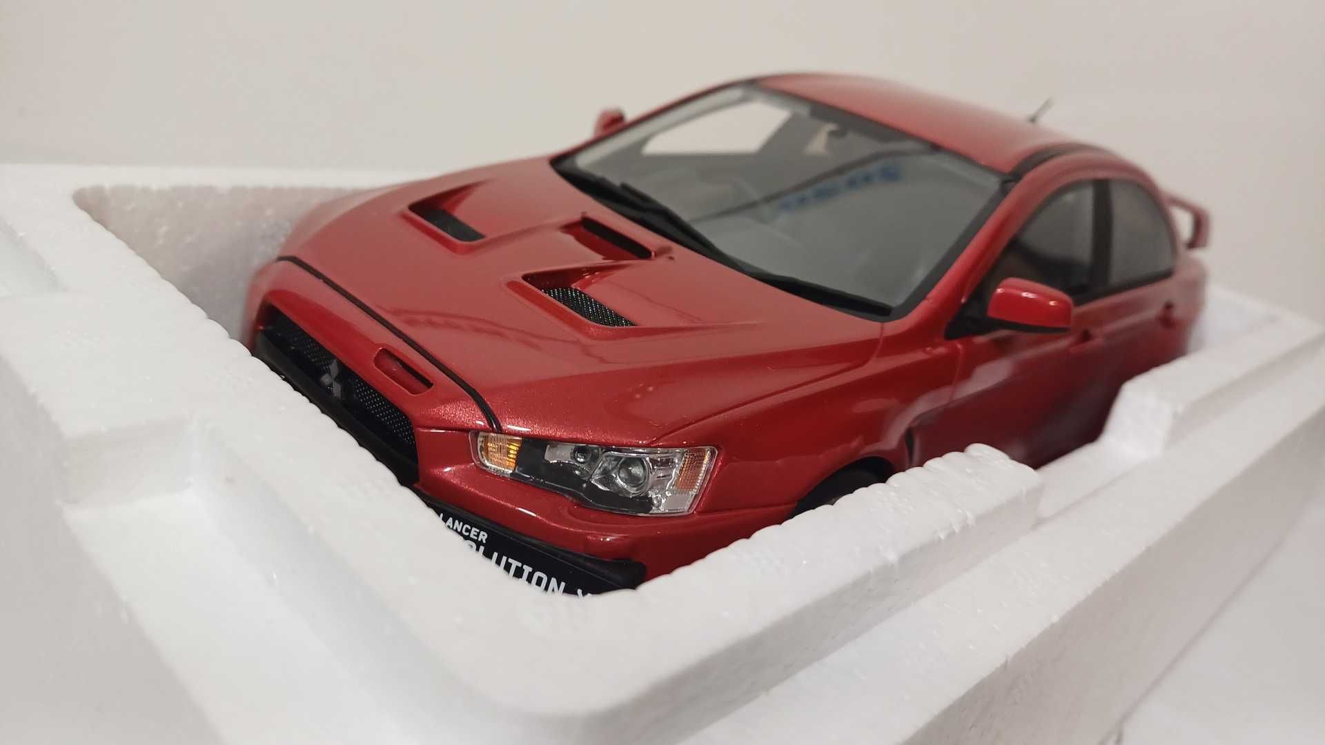 1/18 Mitsubishi Lancer Evo X FQ 400 - OTTO OT1084
