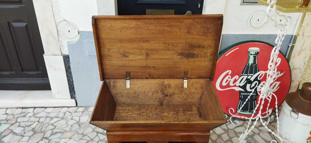 Masseira antiga madeira em Estremoz