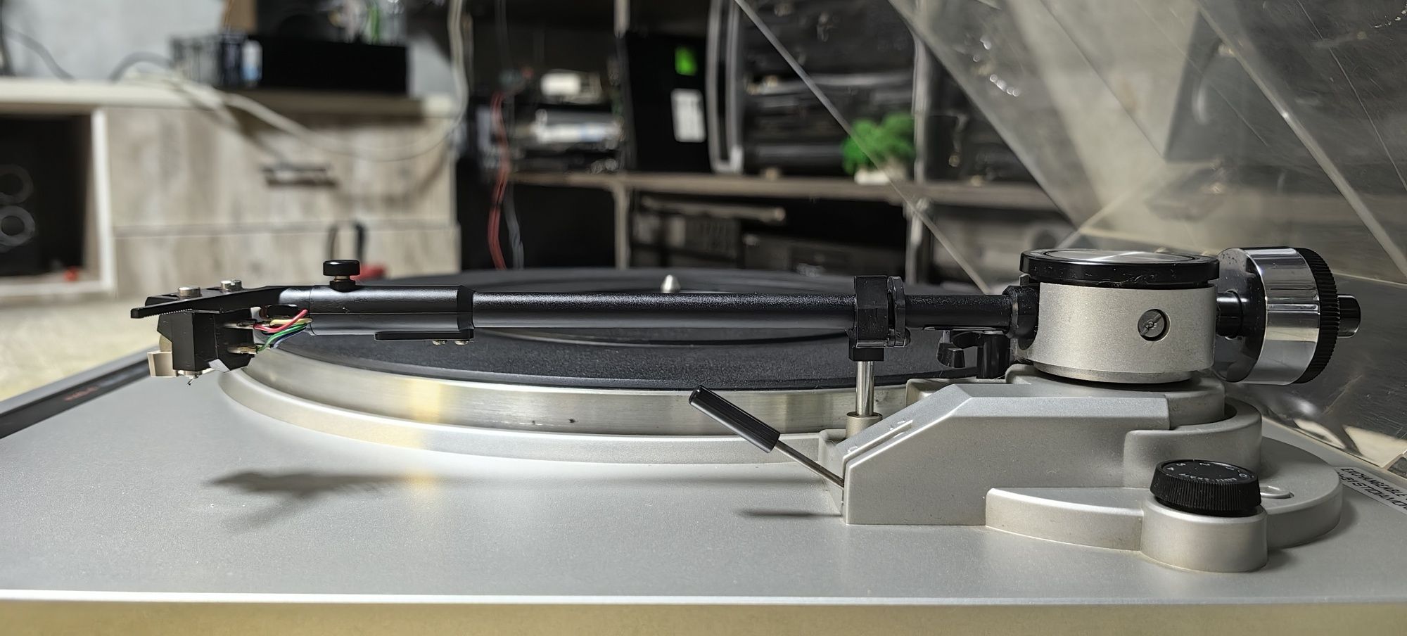 Вініловий програвач Onkyo CP-1000