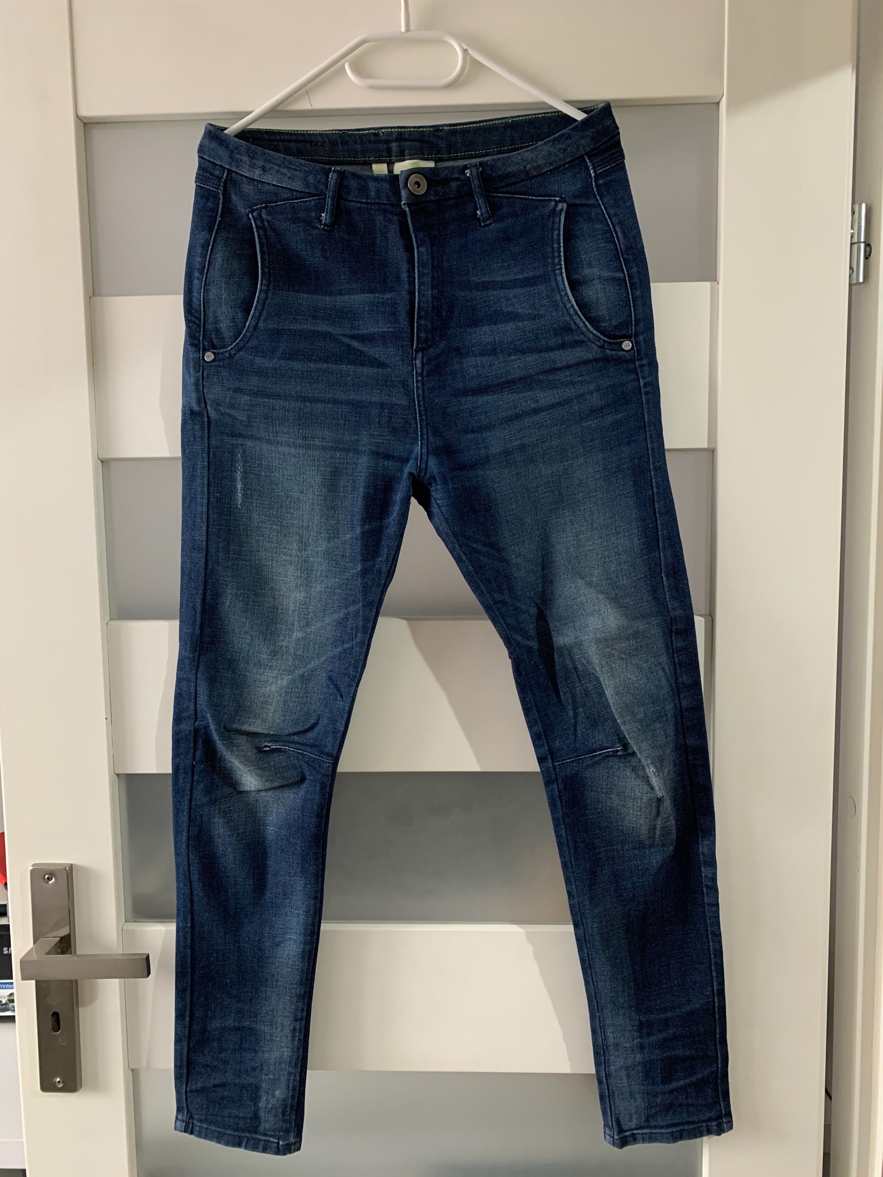 Spodnie z niskim krokiem dżinsy jeansy Adidas Neo - S