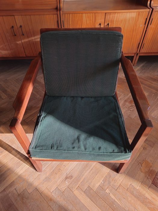 Fotel zielony PRL do renowacji