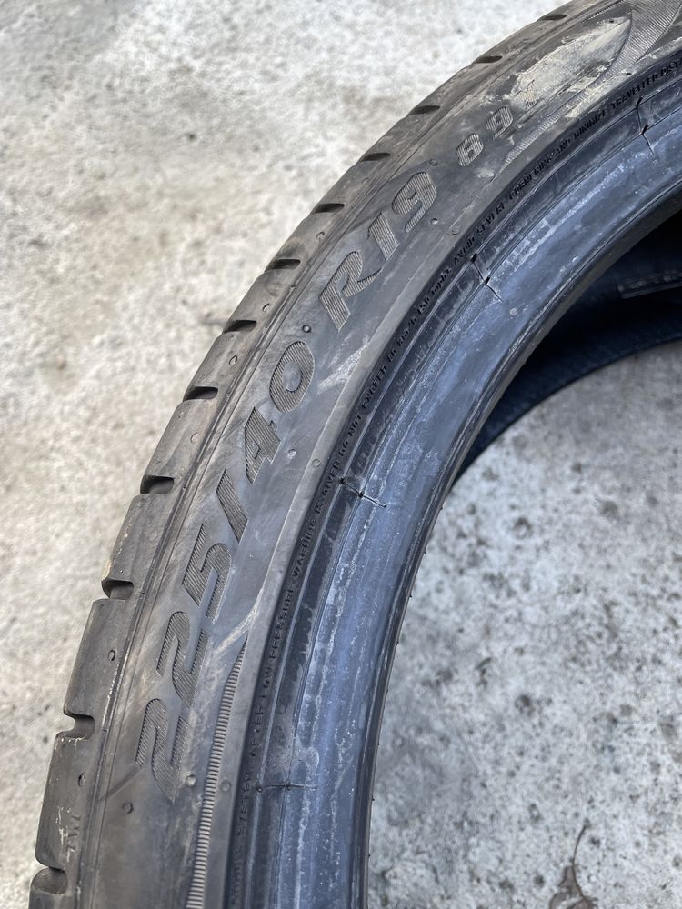 Шини резина 225/40/19 r19 Pirelli pzero RunFlat пара літні