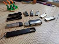 Garść Pendrive 16GB różni produceńci