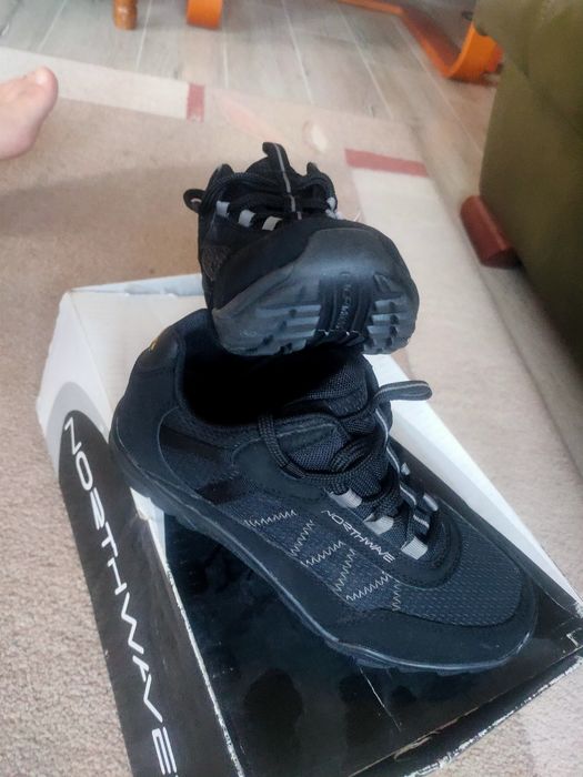Buty na rower Northwave rozmiar 37 nowe
