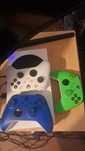 Xbox series S + 3 pady