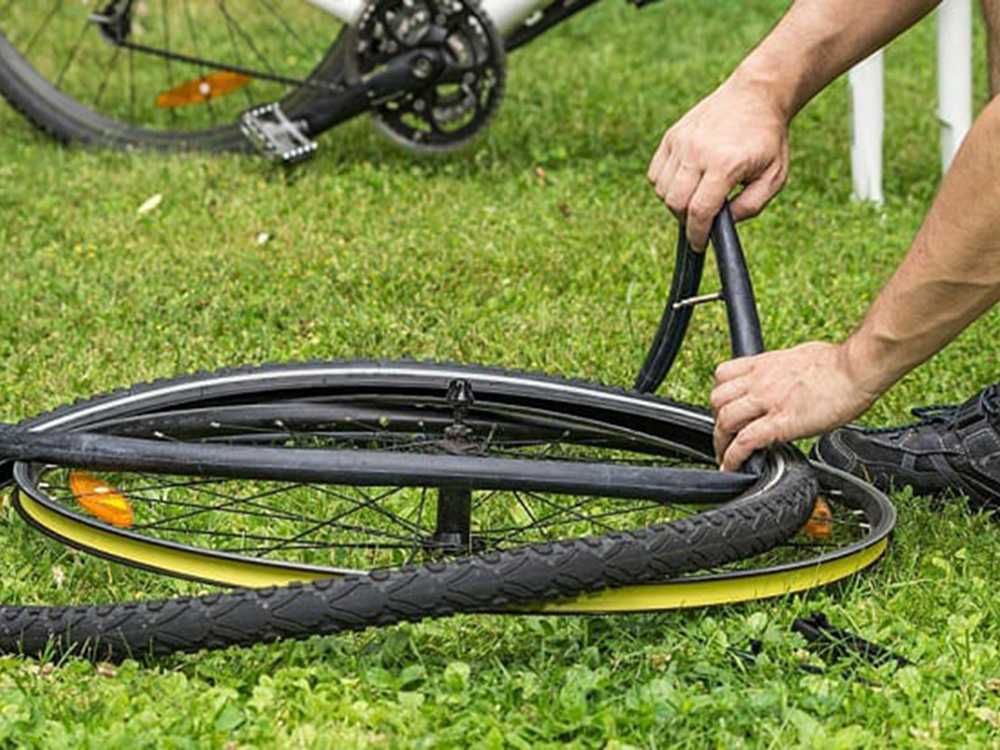 2x Dętka rowerowa 28 cale 28 x 1.75 / 2.125 z wentylem samochodowym