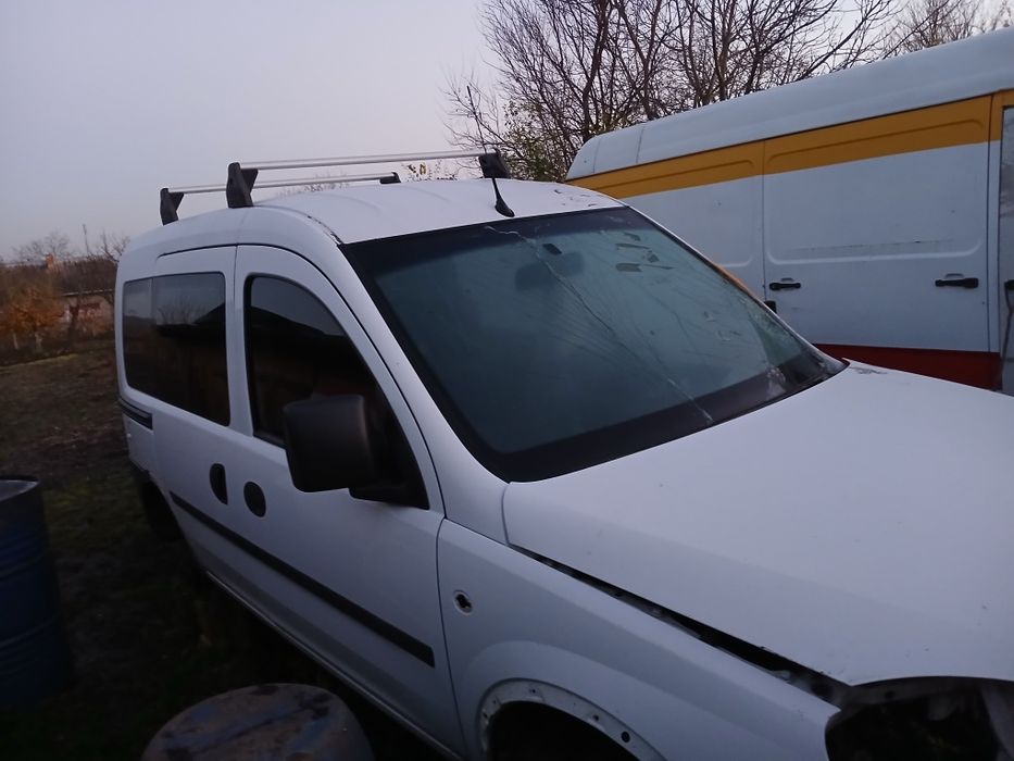 Продам опель комбо 1,4 газ бензин.