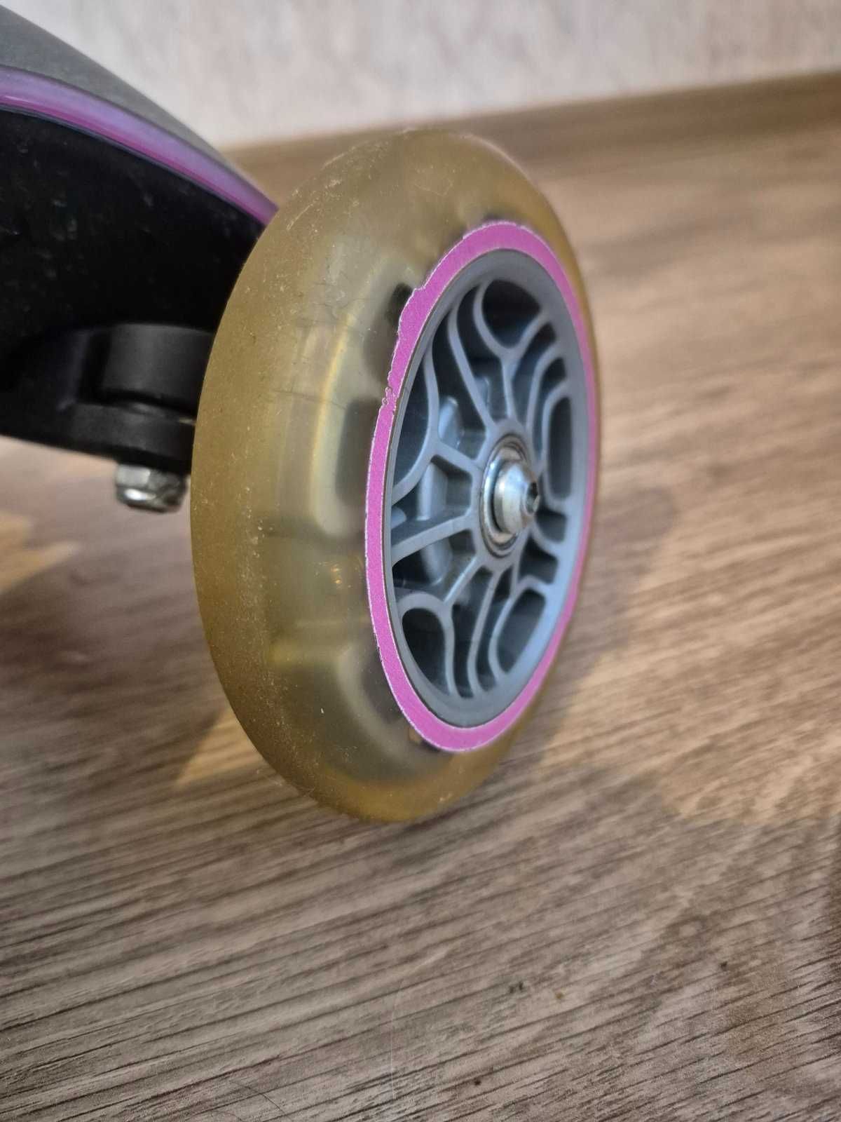 Самокат Globber Elite Deluxe Flash Lights рожевий