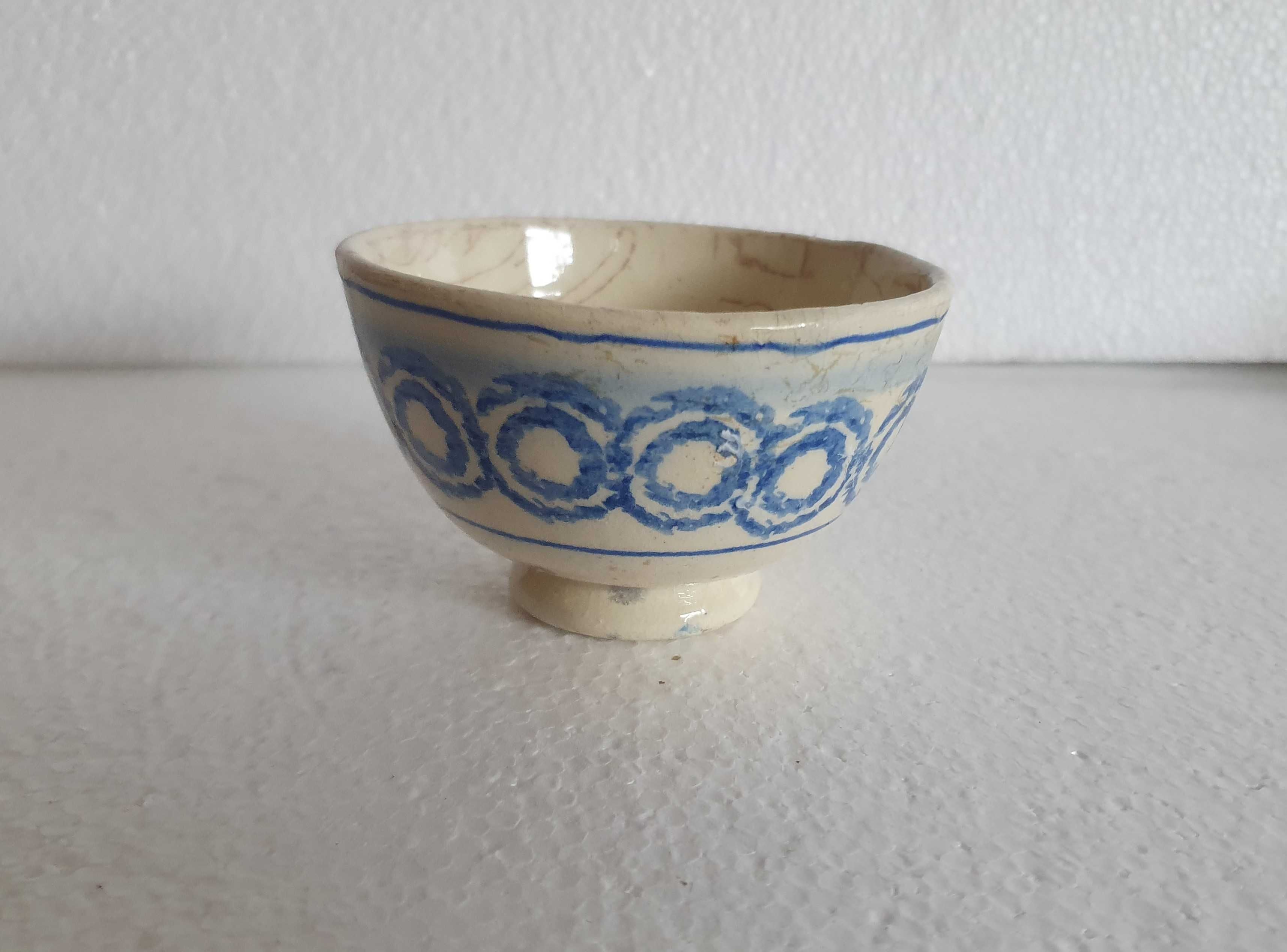 Taça / Tijela artesanal portuguesa muito antiga, sem marca