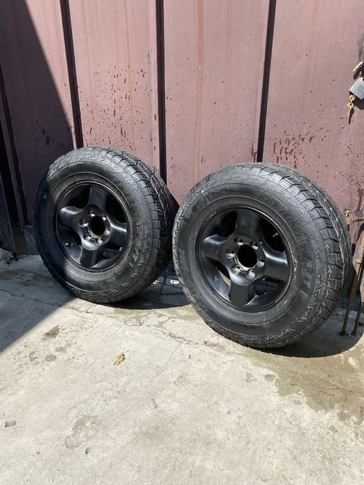 Продам колеса на Пікап 265/70 r16