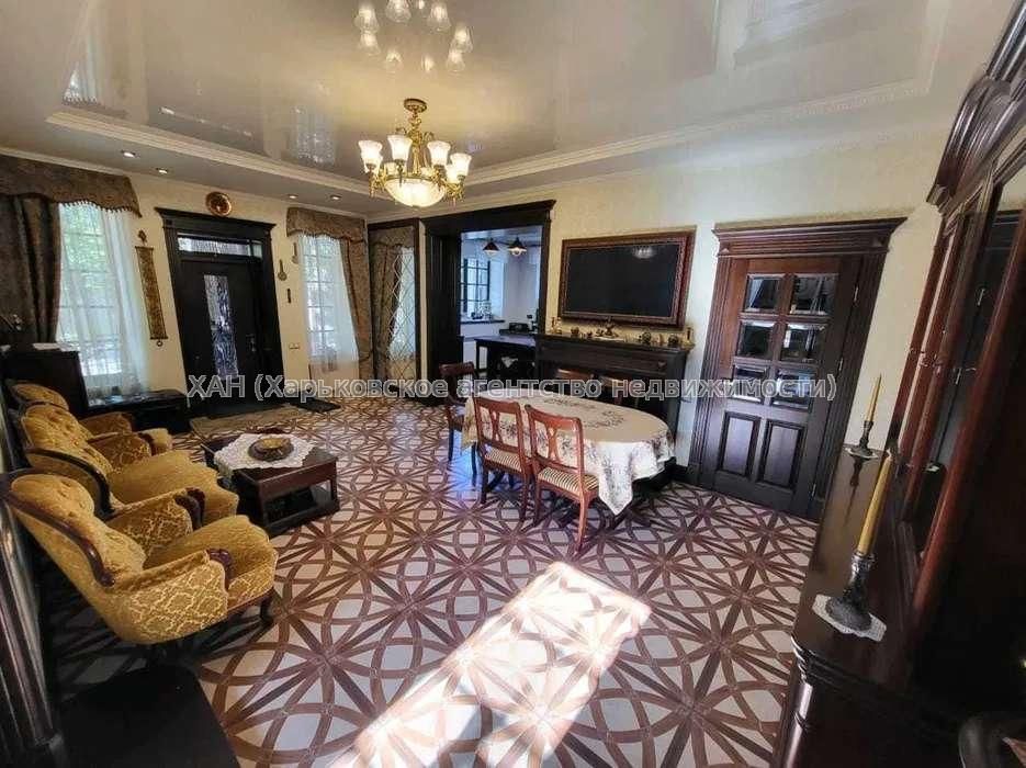 Продам дом два этажа с ремонтом Южный К05