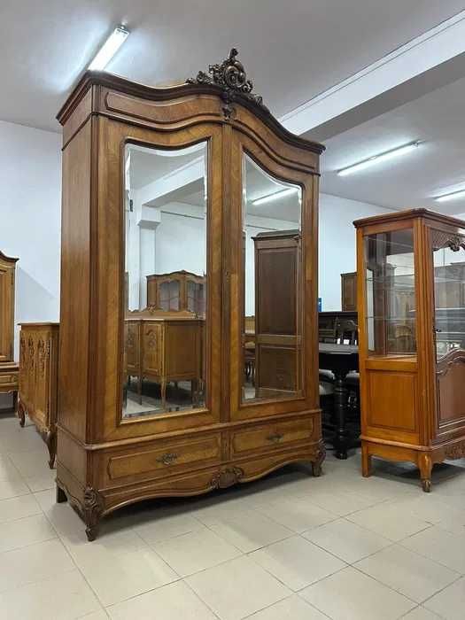 Szafa w stylu Rocaille z pięknymi lustrami. Transport na cały kraj.