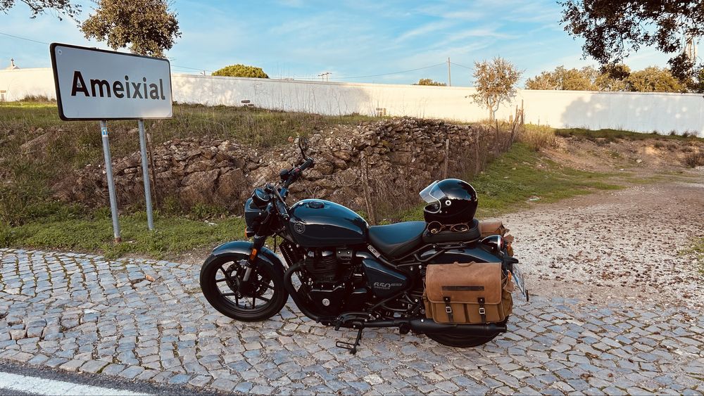 Royal Enfield Shotgun
