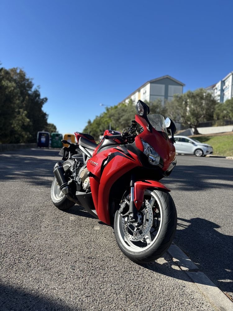 Honda CBR 1000 RR Fireblade