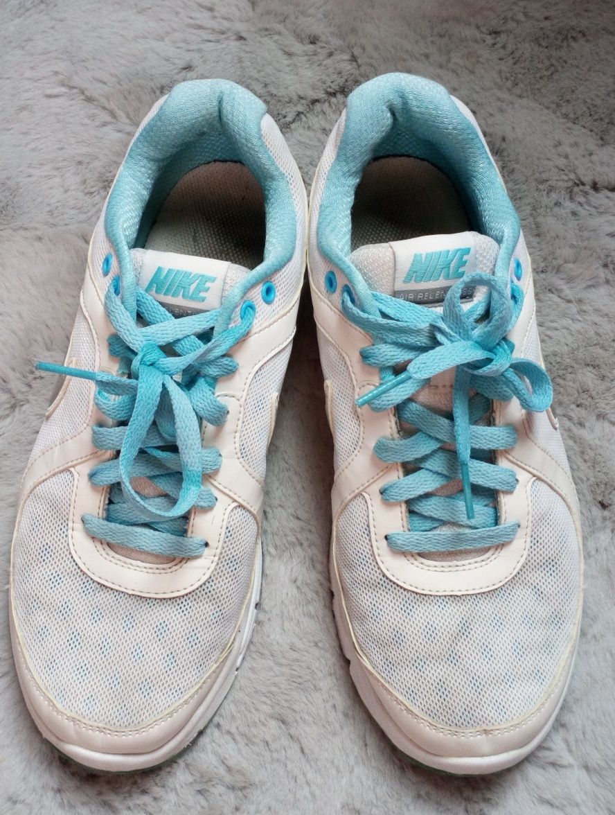 Buty ,adidasy firmy Nike