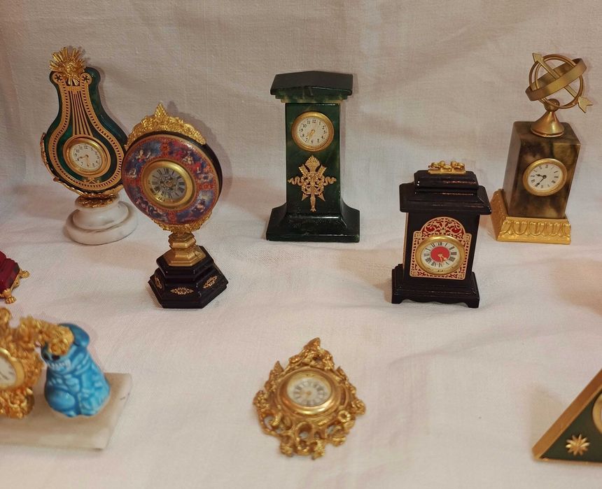 Coleção Relógios Decorativos Miniatura Philae