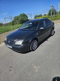 Volkswagen Bora  2003