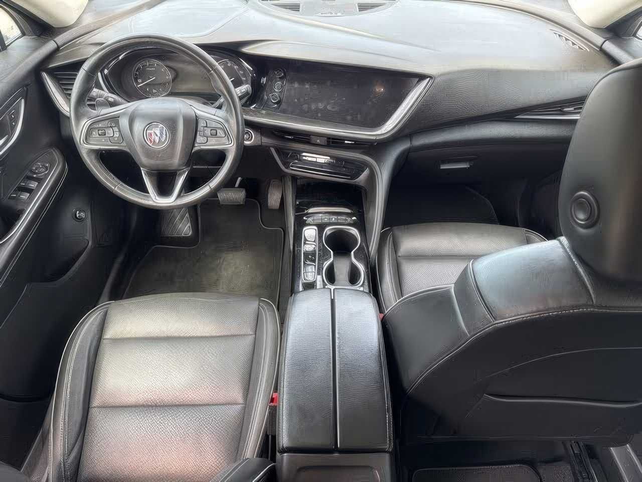 Buick	ENVISION		 	2021