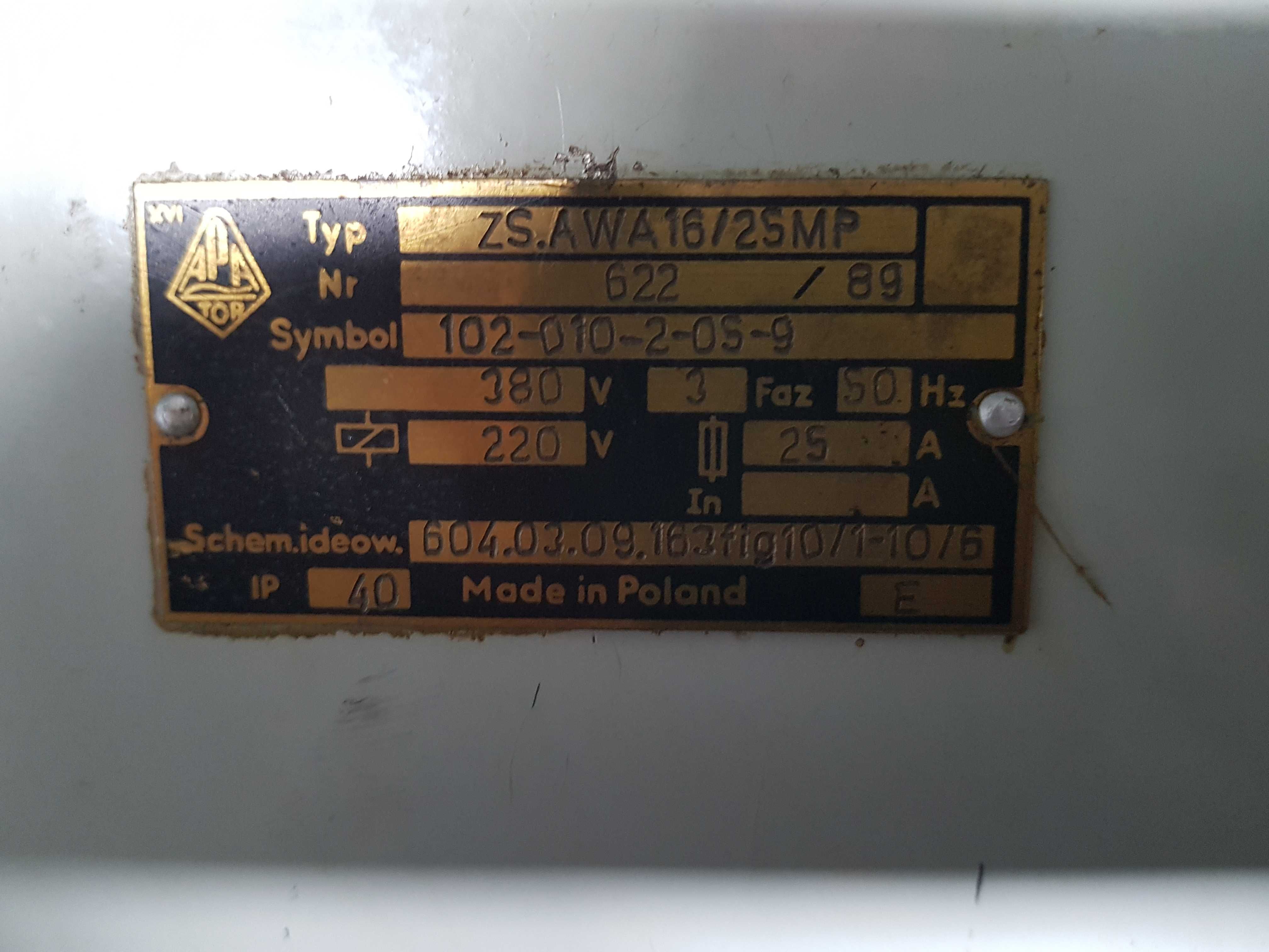 Automat tokarski do metalu (wzdłużny) z podajnikiem AWA 16/25 MP