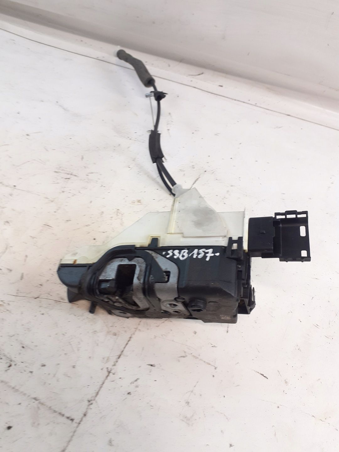 Zamek Drzwi Lewy przód Przedni Citroen C5 X7 Iii