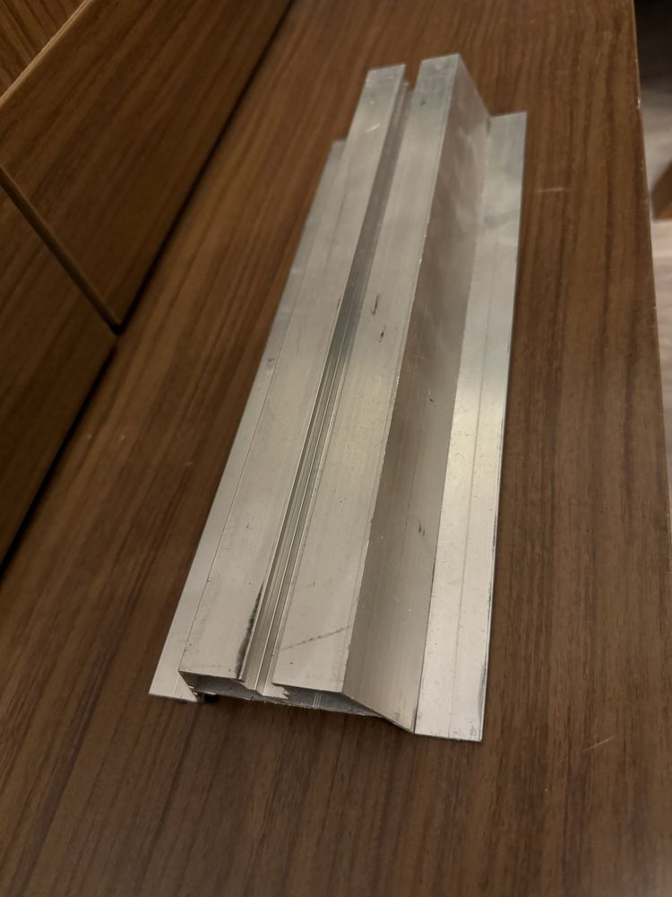 Mostek trapezowy do paneli Słonecznych 40*300