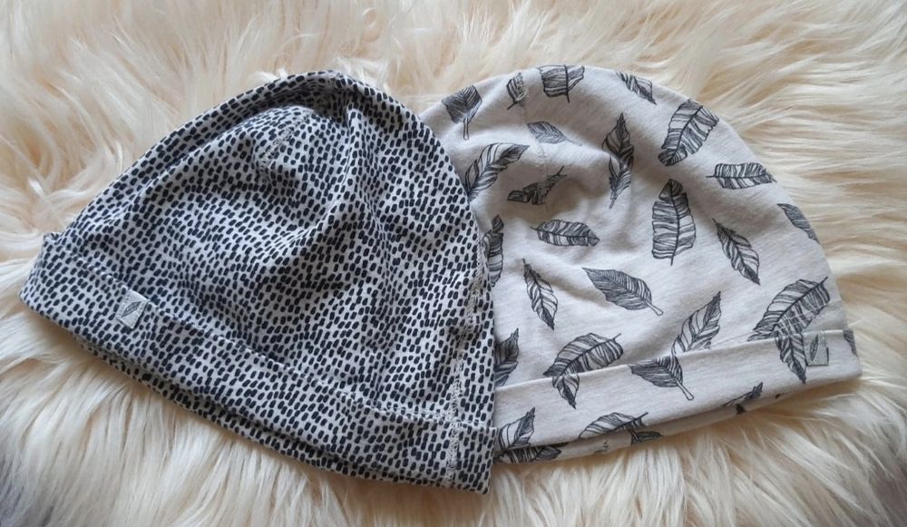 Czapki jesienne dla dziewczynki. H&M rozmiar 86/92 komplet