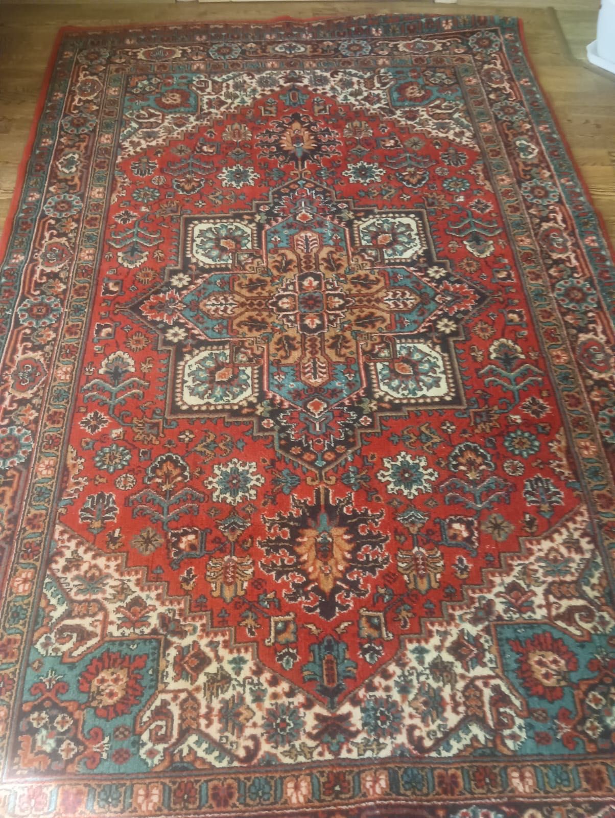 Килим  Шерстяний