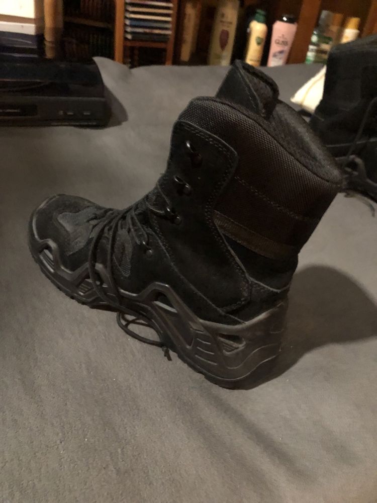 Botas militares novas