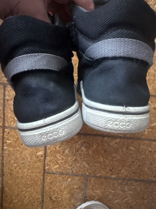 Buty dziecięce Ecco r. 28