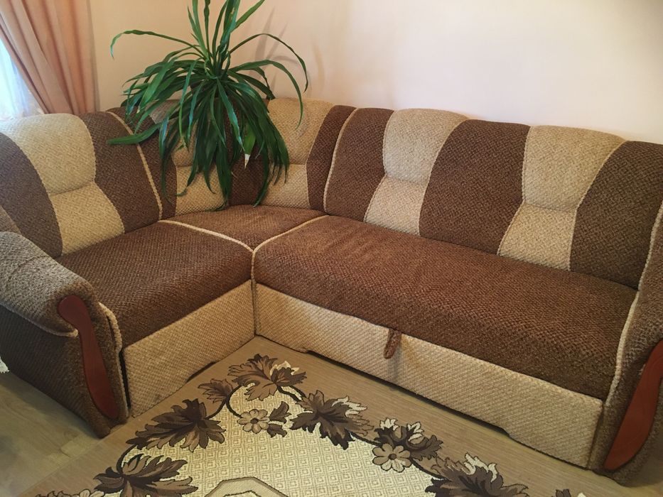 Кутовий диван розкладна ний