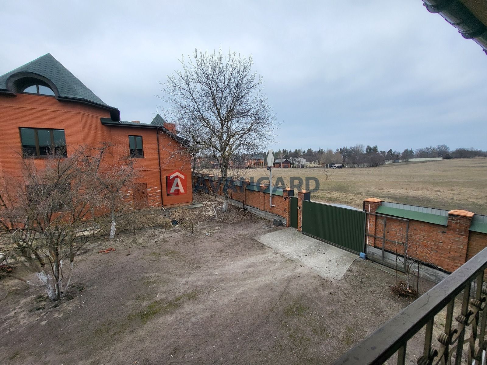 Нові Петрівці, під бізнес 2 будинки та ділянка, 35соток