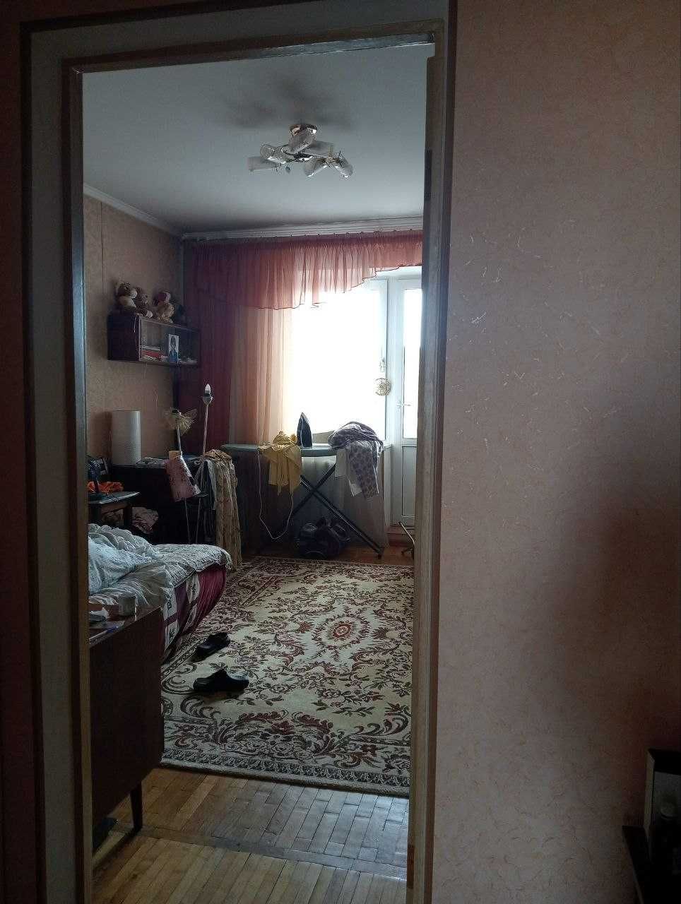 Житло в київ оболонь подселю.