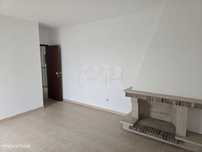 Apartamento pronto a habitar em Monte Real-Leiria.