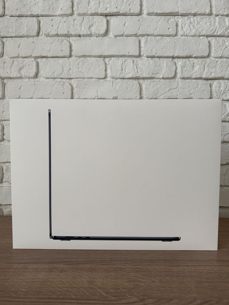 Apple MacBook Air 15 Midnight 2025 Custom (Z1DG000VG)