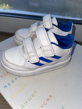 Кроссовочки Adidass на малыша