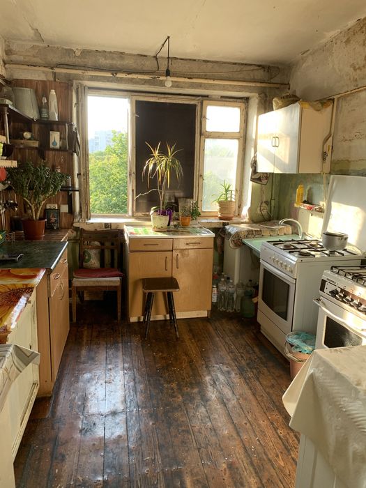 Комната в коммунальной квартире