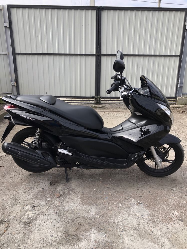 Продам HONDA PCX125