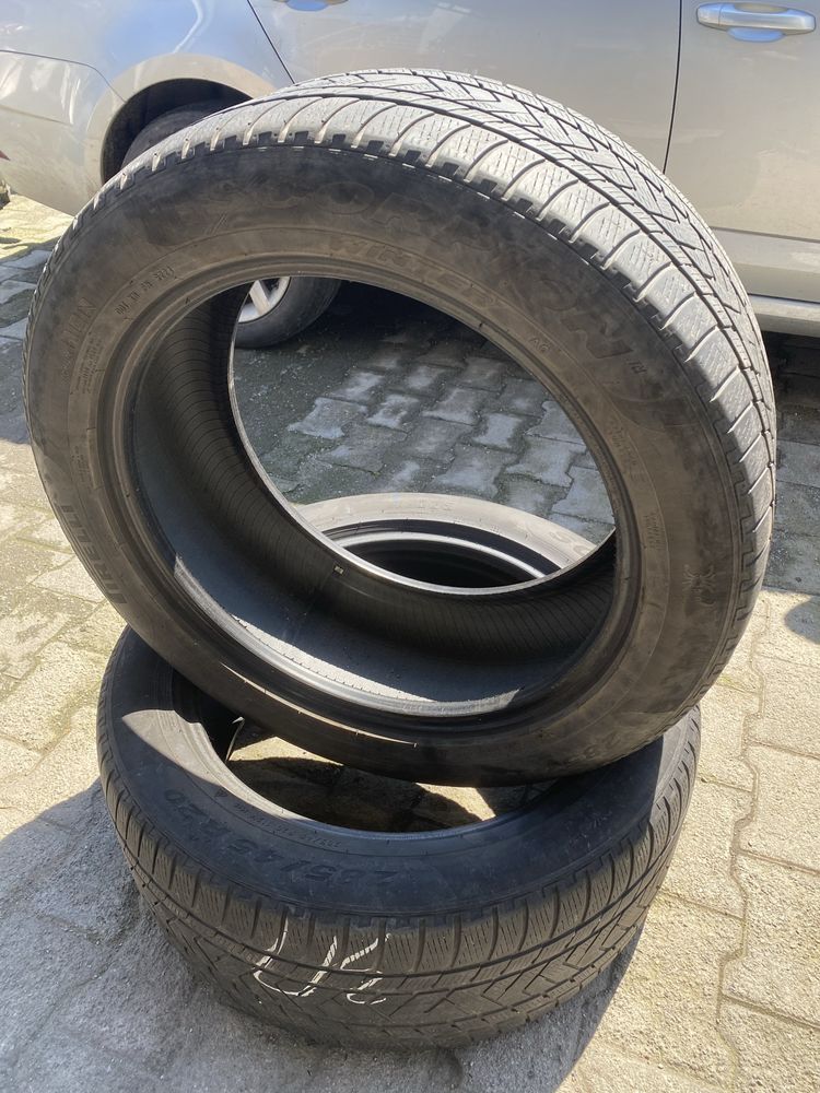 Продам Резину R20 285/45