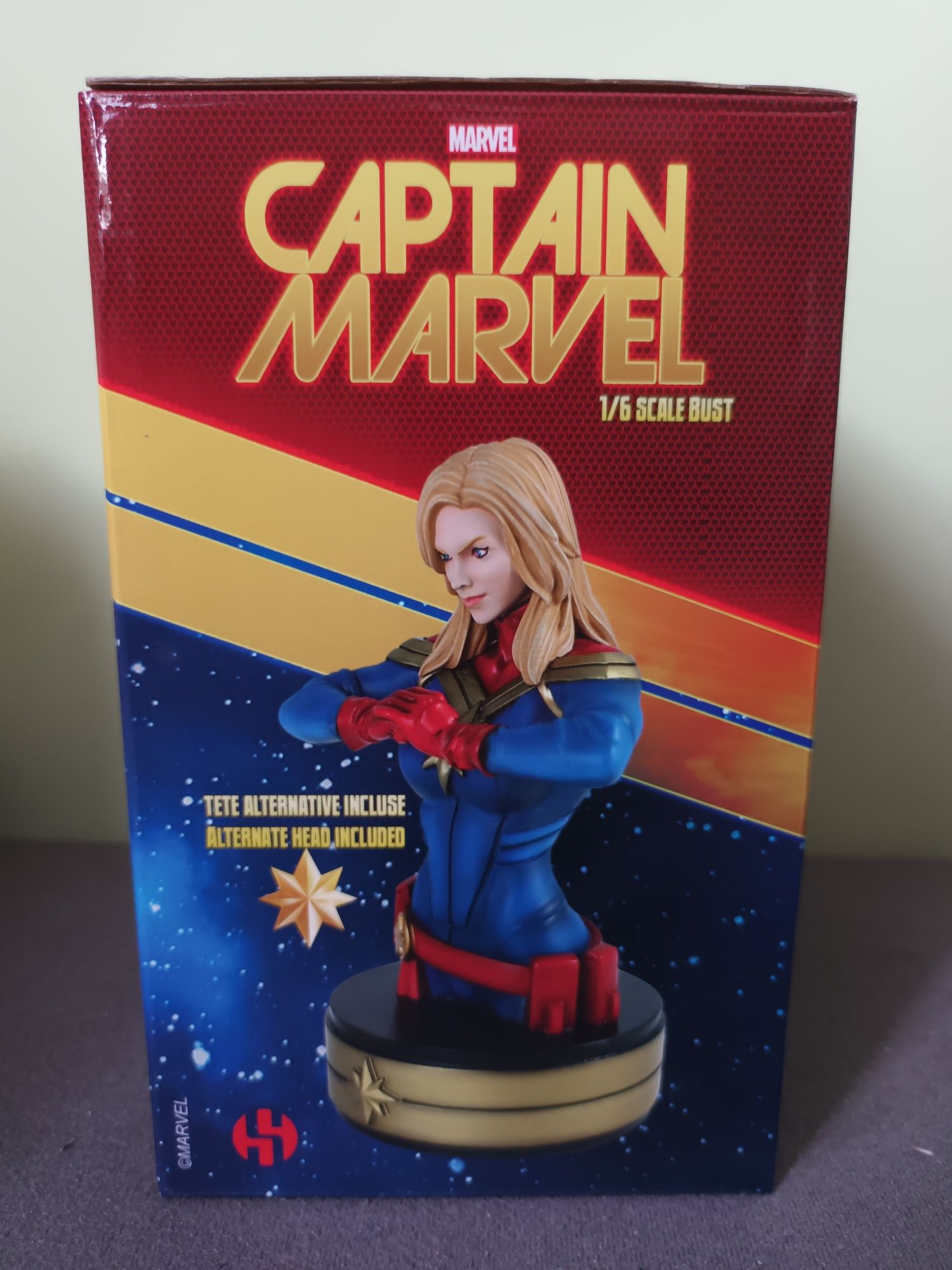 Kapitan Marvel statuetka 1/6