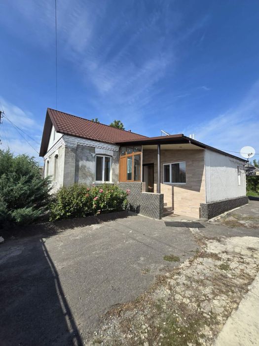 Рокитне.Продаж будинку з магазином .