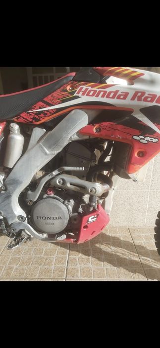 Honda CRF 250R.  2009
