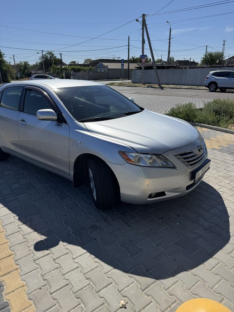 Продам toyota camry 40 2.4 газ/бензин