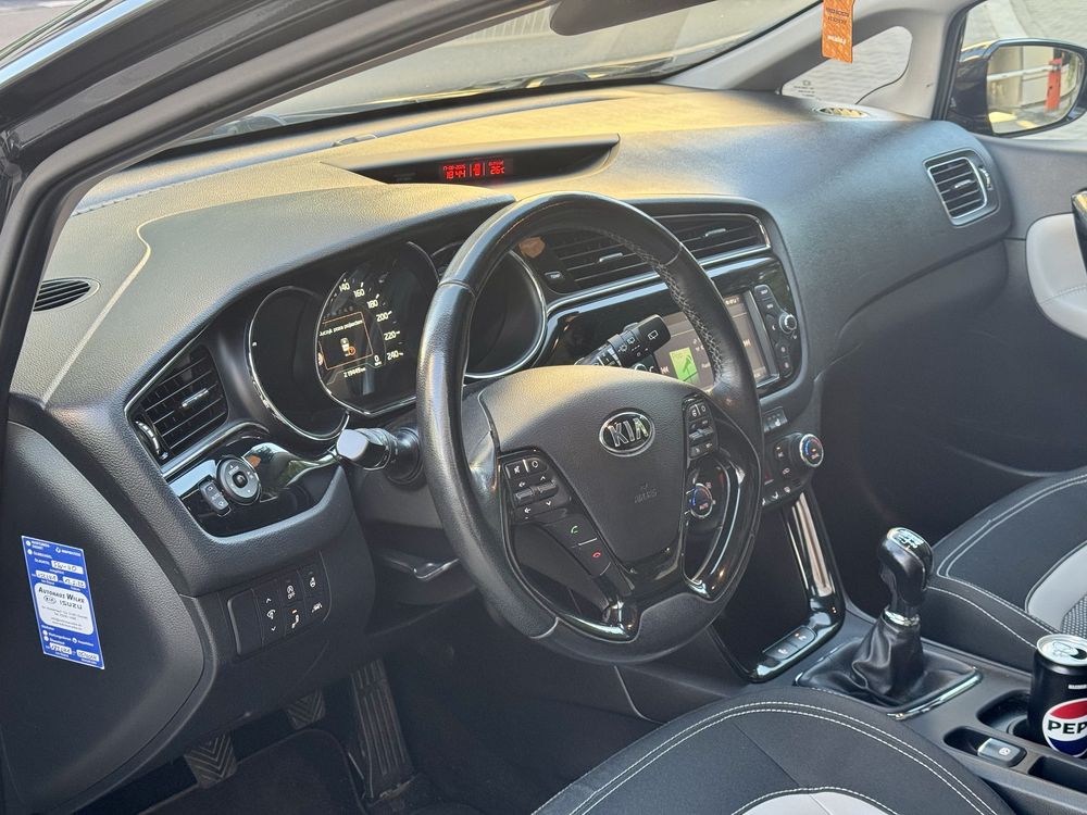 Kia Ceed Lift crdi Full opcja