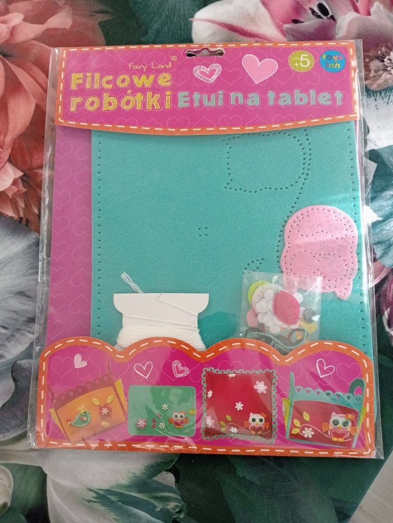 Filcowe robótki etui na tablet