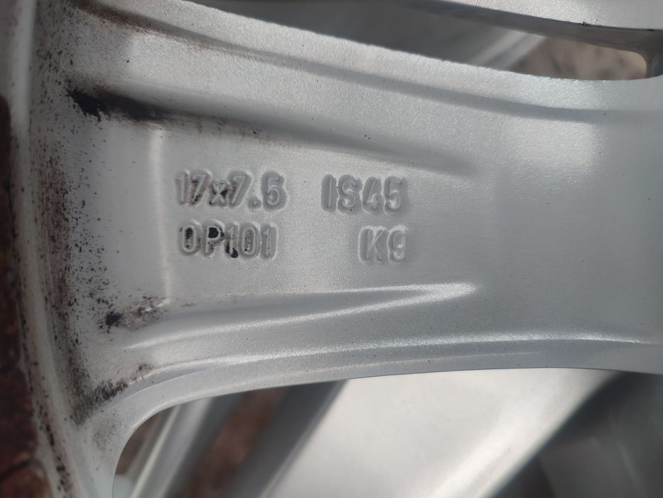Диски 5/120 R17 Opel Insignia